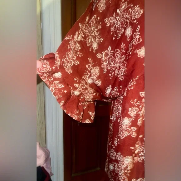 Baileyblue brand Flowy Dress.  SizeXL - Picture 3 of 7